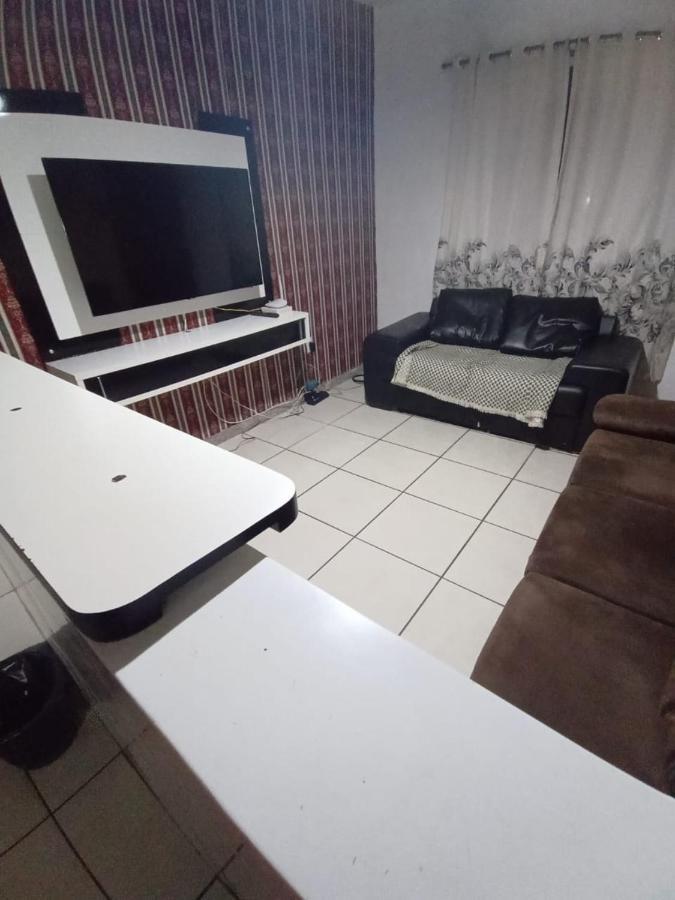 Apartamento Mobiliado 10 Minutos Da Praia Do Forte Кабо Фрио Екстериор снимка